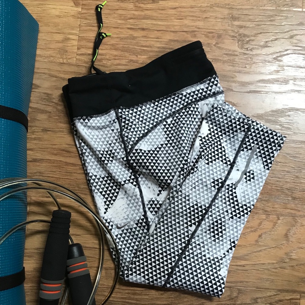 Nike workout leggings